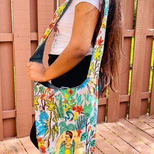 BRAND NEW Handbag Grey Frida Kahlo Handbag Women's Tote Purse Bag Market Bag